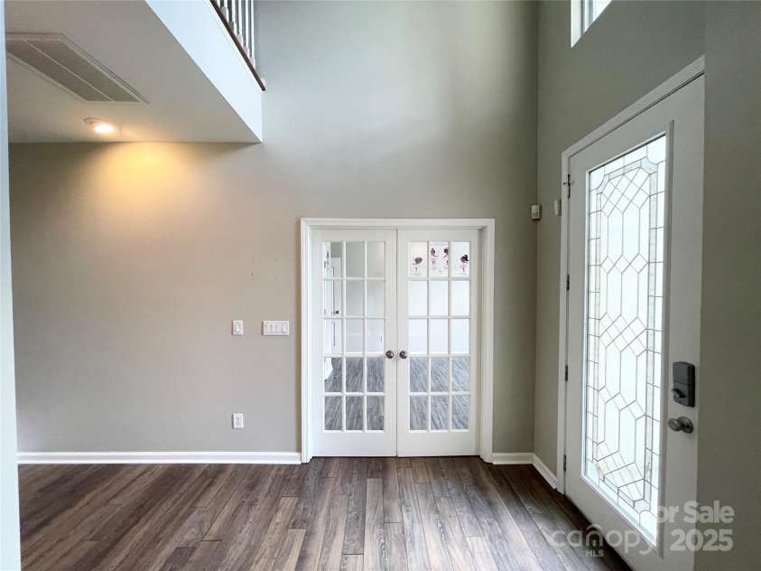 2834 Ritz Lane, Matthews, NC 28105.  MLS# CAR4278629, YatesRealty ID 27285. 