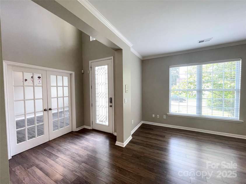 2834 Ritz Lane, Matthews, NC 28105.  MLS# CAR4278629, YatesRealty ID 27285. 