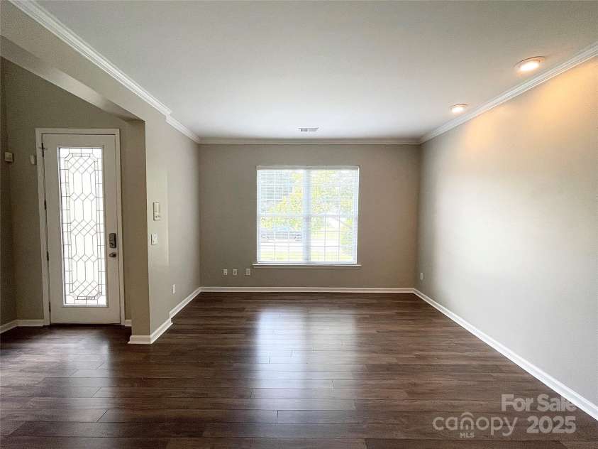 2834 Ritz Lane, Matthews, NC 28105.  MLS# CAR4278629, YatesRealty ID 27285. 