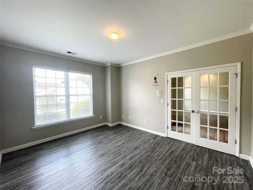 2834 Ritz Lane, Matthews, NC 28105.  MLS# CAR4278629, YatesRealty ID 27285. 