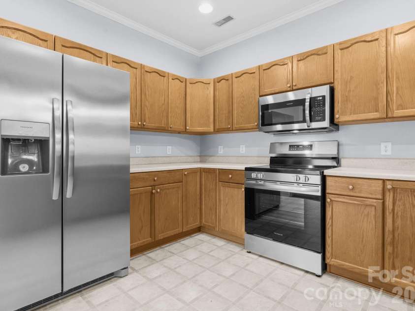211 Cecil Miller Road, Boone, NC 28607.  MLS# CAR4378240, YatesRealty ID 27287. 