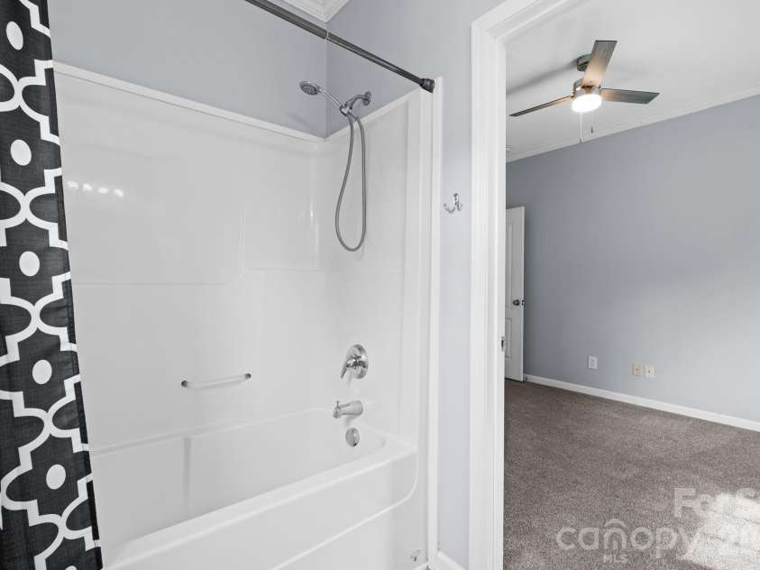 211 Cecil Miller Road, Boone, NC 28607.  MLS# CAR4378240, YatesRealty ID 27287. 