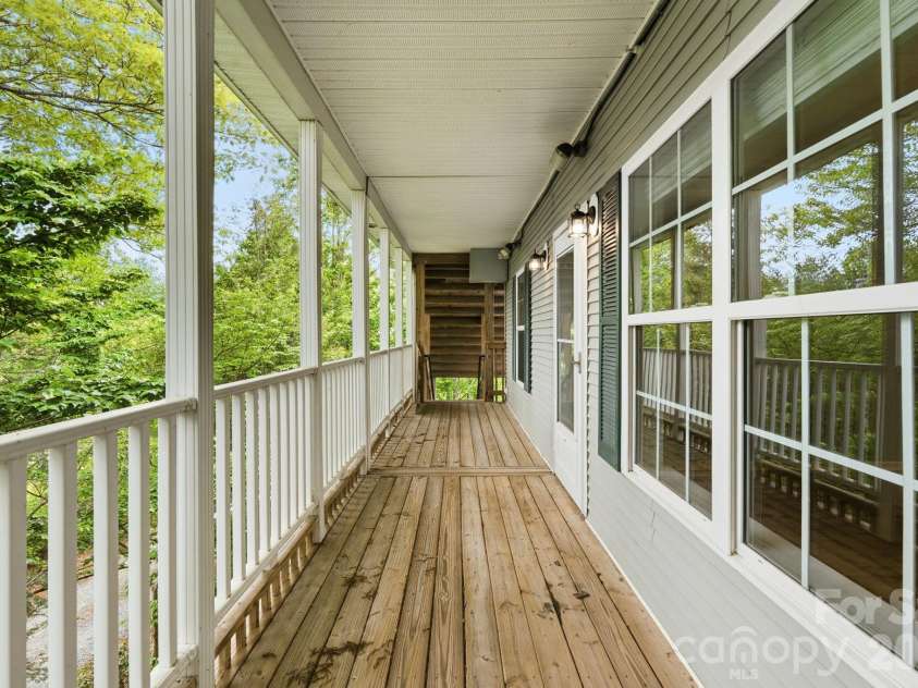 211 Cecil Miller Road, Boone, NC 28607.  MLS# CAR4378240, YatesRealty ID 27287. 