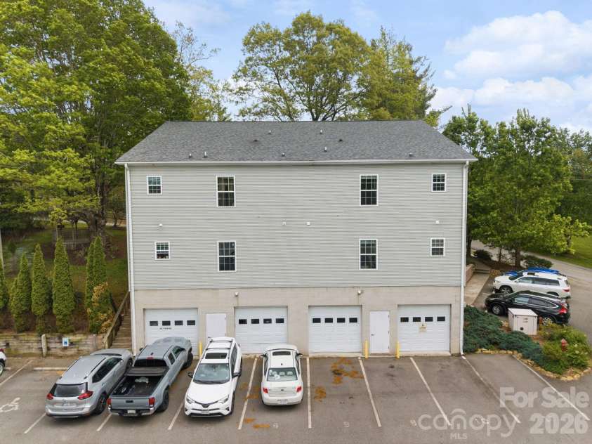 211 Cecil Miller Road, Boone, NC 28607.  MLS# CAR4378240, YatesRealty ID 27287. 