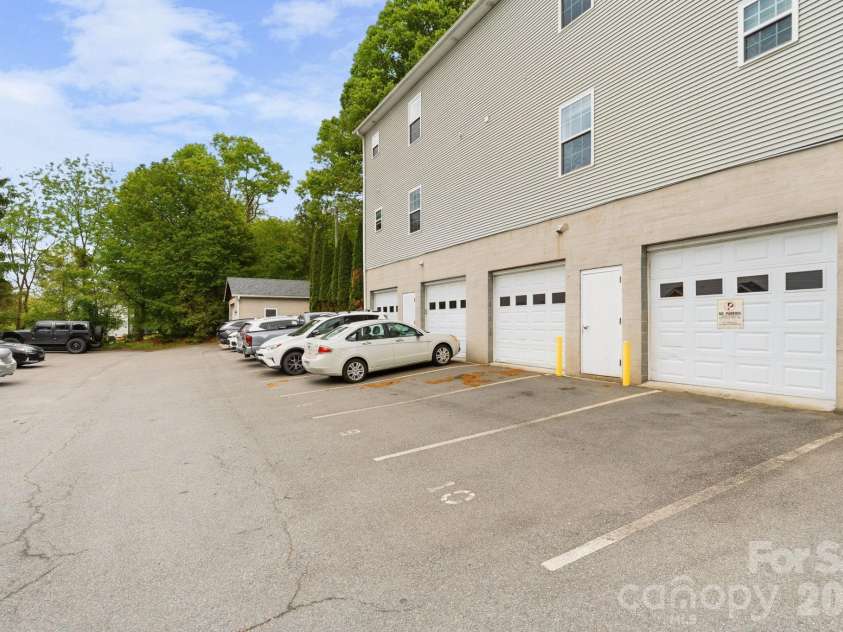 211 Cecil Miller Road, Boone, NC 28607.  MLS# CAR4378240, YatesRealty ID 27287. 