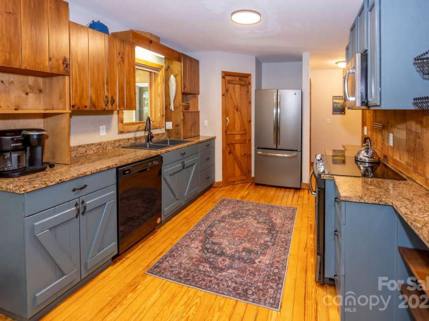 187 Wilderness Road, Lake Lure, NC 28746.  MLS# CAR4270281, YatesRealty ID 27288. 