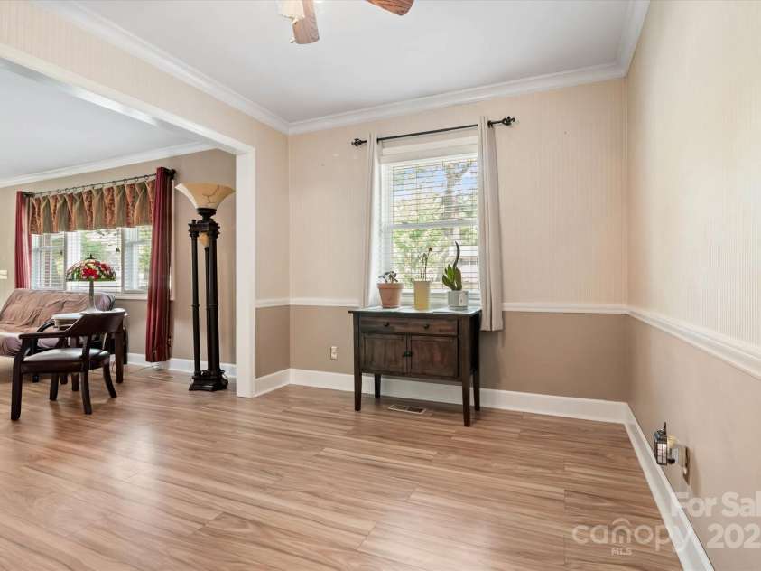6003 Woodbridge Road, Charlotte, NC 28227.  MLS# CAR4257051, YatesRealty ID 27289. 