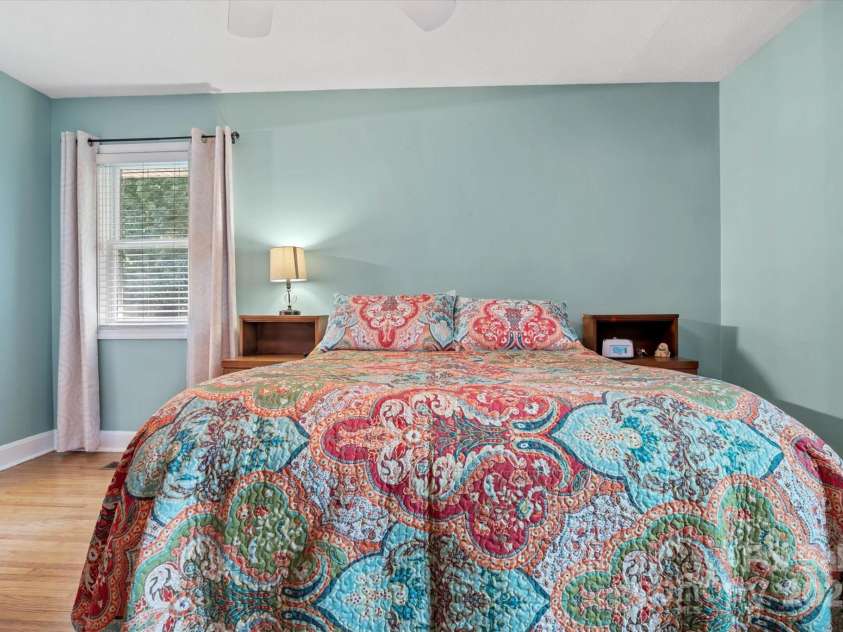 6003 Woodbridge Road, Charlotte, NC 28227.  MLS# CAR4257051, YatesRealty ID 27289. 
