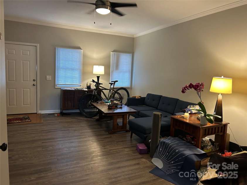1301 Mcdowell Street, Charlotte, NC 28205.  MLS# CAR4225082, YatesRealty ID 2729. 