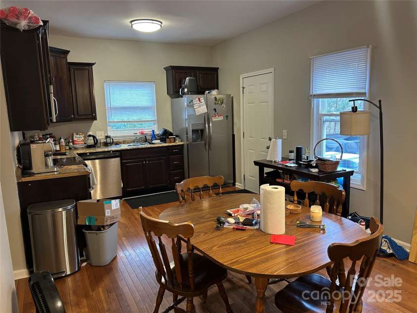 1301 Mcdowell Street, Charlotte, NC 28205.  MLS# CAR4225082, YatesRealty ID 2729. 