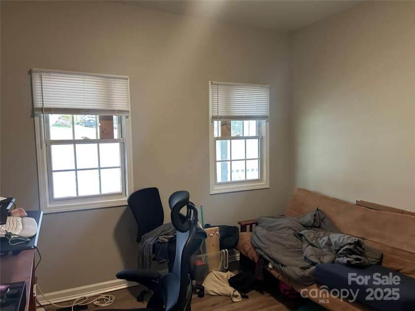 1301 Mcdowell Street, Charlotte, NC 28205.  MLS# CAR4225082, YatesRealty ID 2729. 