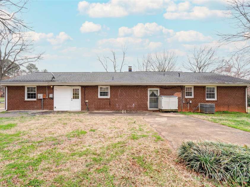 2926 Lake Drive, Shelby, NC 28152.  MLS# CAR4351975, YatesRealty ID 2729. Back