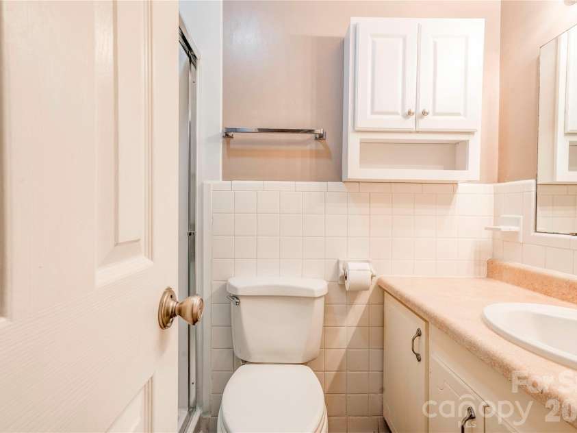 2926 Lake Drive, Shelby, NC 28152.  MLS# CAR4351975, YatesRealty ID 2729. Bathroom 2