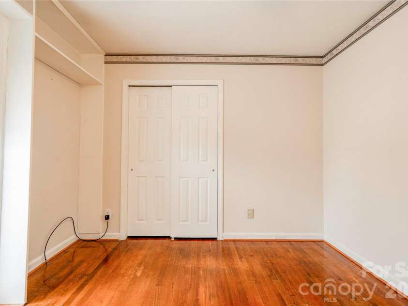 2926 Lake Drive, Shelby, NC 28152.  MLS# CAR4351975, YatesRealty ID 2729. Bedroom 3