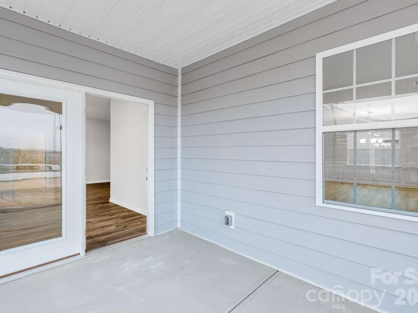 5465 Redbud Road, Lancaster, SC 29720.  MLS# CAR4349155, YatesRealty ID 27290. 
