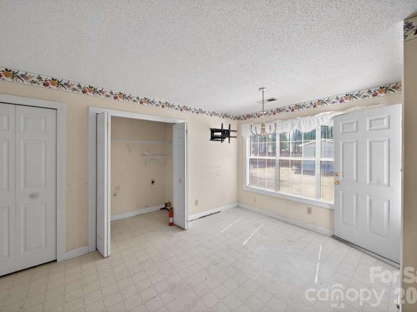2205 Old Sparta Road, Rocky Mount, NC 27804.  MLS# CAR4385964, YatesRealty ID 27291. 