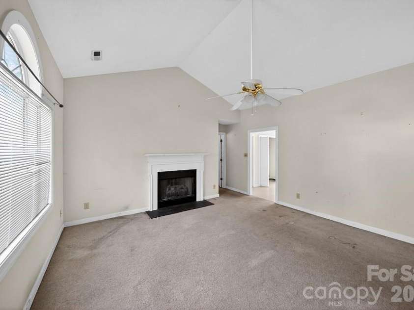 2205 Old Sparta Road, Rocky Mount, NC 27804.  MLS# CAR4385964, YatesRealty ID 27291. 