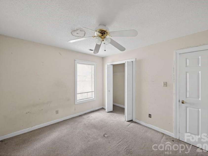2205 Old Sparta Road, Rocky Mount, NC 27804.  MLS# CAR4385964, YatesRealty ID 27291. 