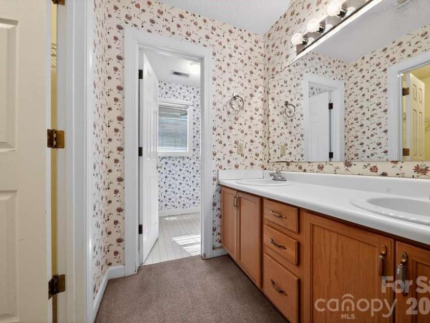 2205 Old Sparta Road, Rocky Mount, NC 27804.  MLS# CAR4385964, YatesRealty ID 27291. 