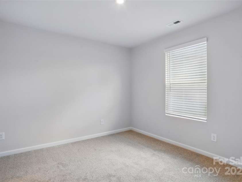 2841 Westmont Drive, Gastonia, NC 28052.  MLS# CAR4283363, YatesRealty ID 27291. 