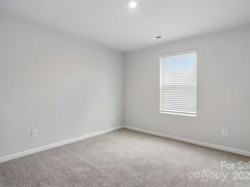 2841 Westmont Drive, Gastonia, NC 28052.  MLS# CAR4283363, YatesRealty ID 27291. 