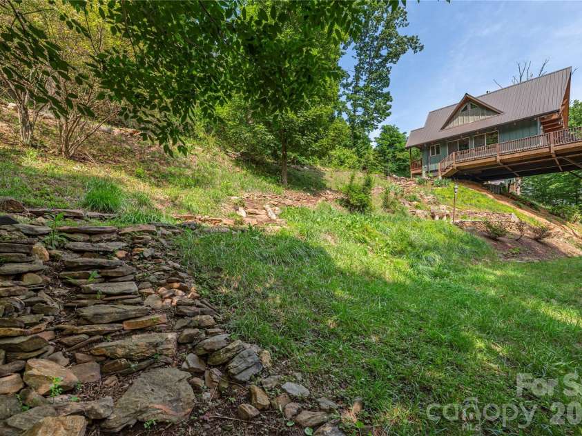 121 Mountainview Road, Asheville, NC 28806.  MLS# CAR4382985, YatesRealty ID 27293. Custom Rock Work