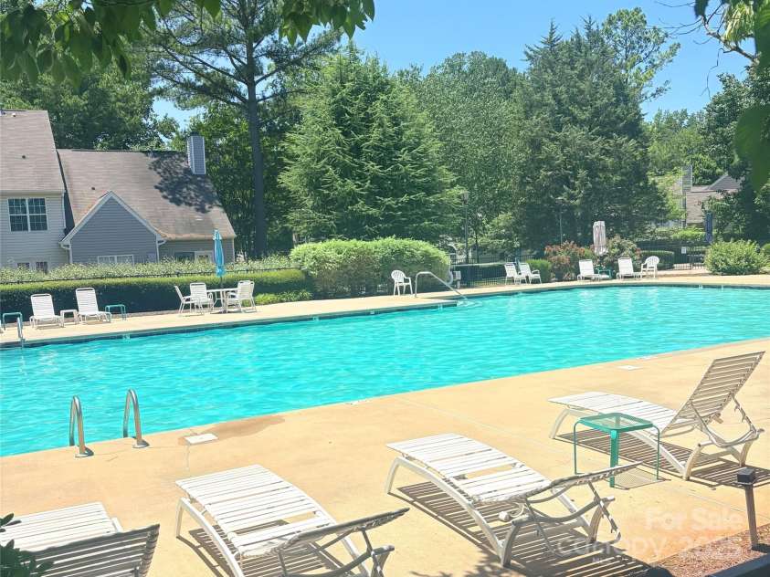 4467 Antelope Lane, Charlotte, NC 28269.  MLS# CAR4260461, YatesRealty ID 27294. Huntington Ridge community pool