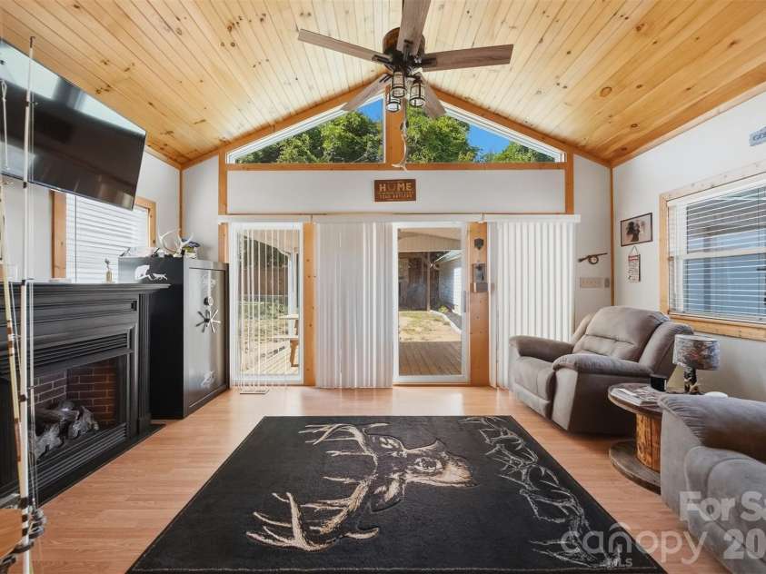 4039 Hartland Road, Lenoir, NC 28645.  MLS# CAR4383093, YatesRealty ID 27295. 