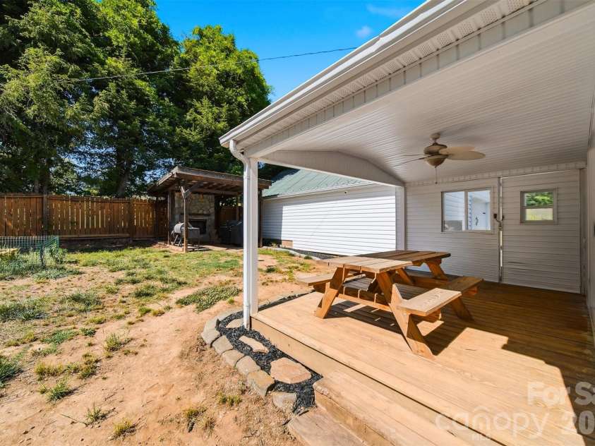 4039 Hartland Road, Lenoir, NC 28645.  MLS# CAR4383093, YatesRealty ID 27295. 