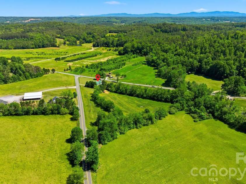 4039 Hartland Road, Lenoir, NC 28645.  MLS# CAR4383093, YatesRealty ID 27295. 