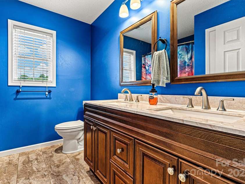 1310 Maple Lee Court, Crouse, NC 28033.  MLS# CAR4278715, YatesRealty ID 27296. Nicely updated Hall Bath on upper level services Bedrooms 2, 3, and 4.
