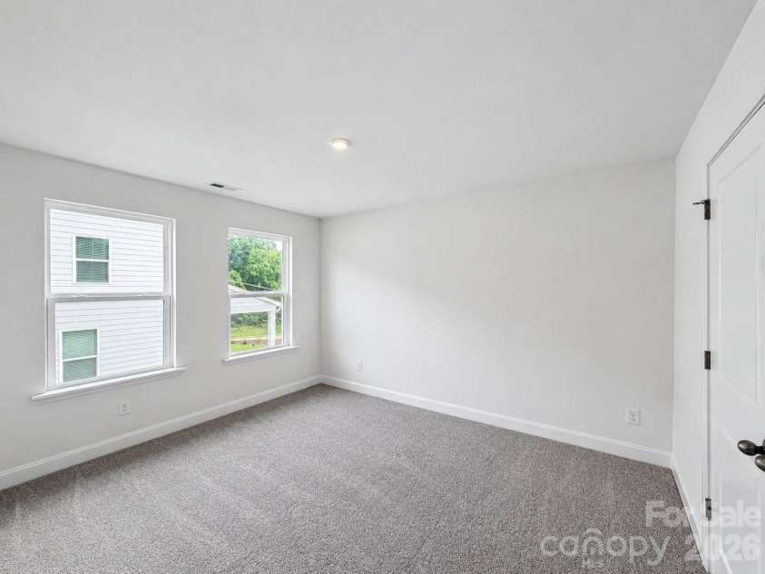 109 Plover Lane, Mooresville, NC 28115.  MLS# CAR4387773, YatesRealty ID 27298. 