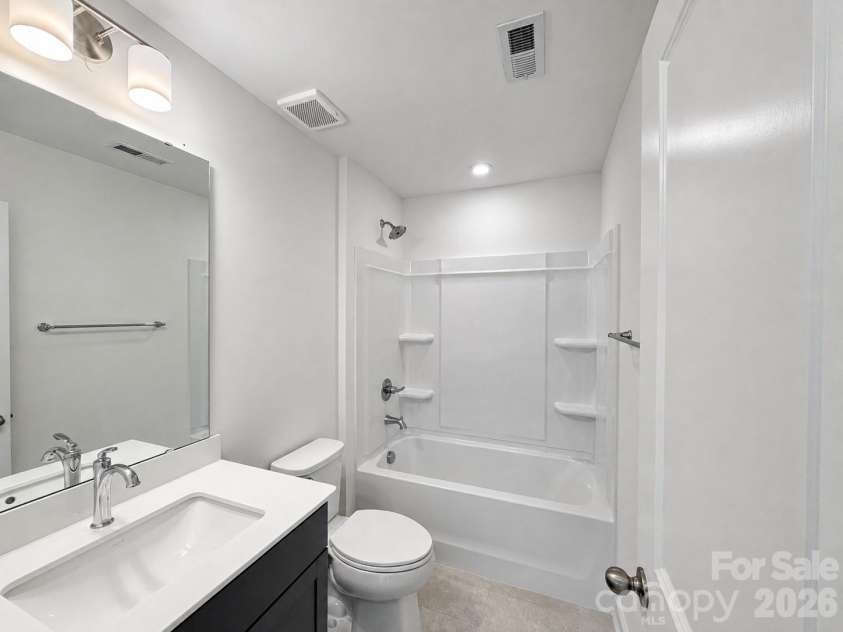 109 Plover Lane, Mooresville, NC 28115.  MLS# CAR4387773, YatesRealty ID 27298. 