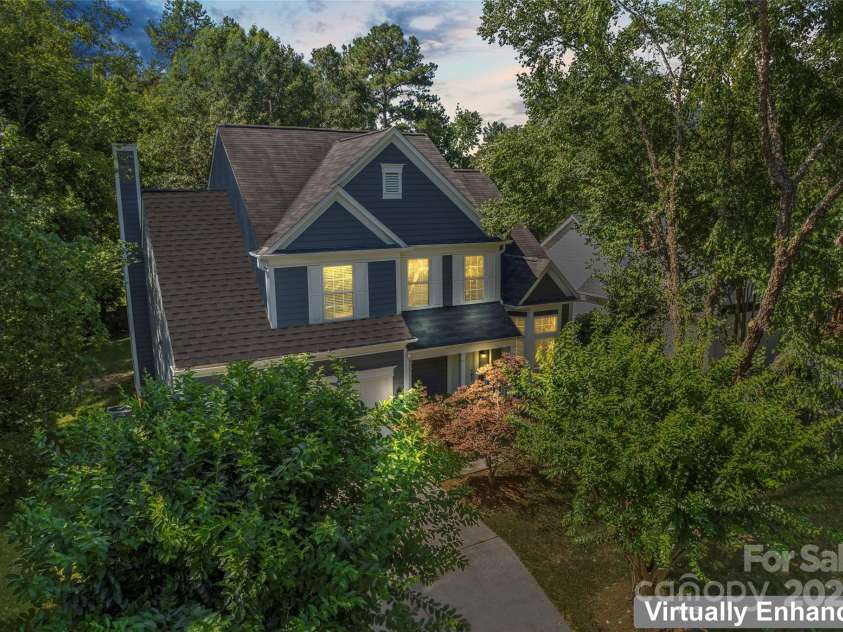 4311 Beauvista Drive, Charlotte, NC 28269.  MLS# CAR4278033, YatesRealty ID 27298. 