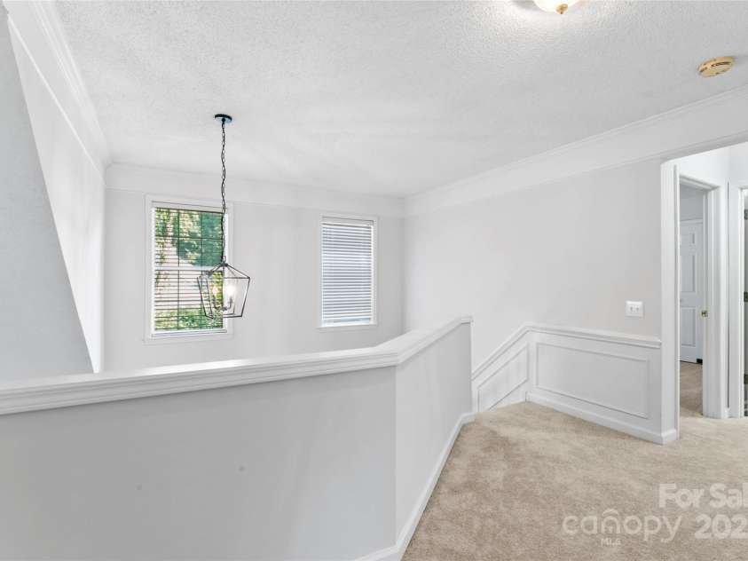 4311 Beauvista Drive, Charlotte, NC 28269.  MLS# CAR4278033, YatesRealty ID 27298. 