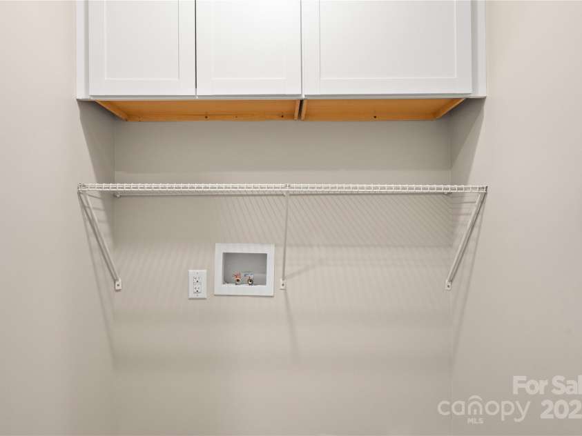 1515 Berkley Street, Lenoir, NC 28645.  MLS# CAR4315042, YatesRealty ID 273. Laundry