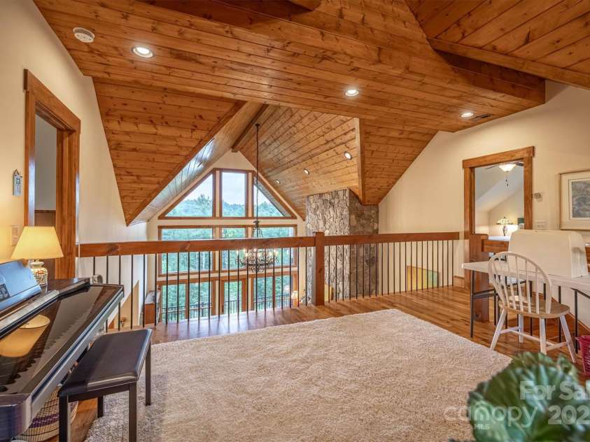 5378 Oak Crest Lane, Lenoir, NC 28645.  MLS# CAR4307862, YatesRealty ID 273. 