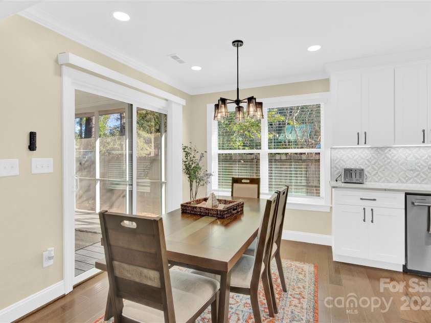 6920 Stillmeadow Drive, Charlotte, NC 28277.  MLS# CAR4201050, YatesRealty ID 273. 