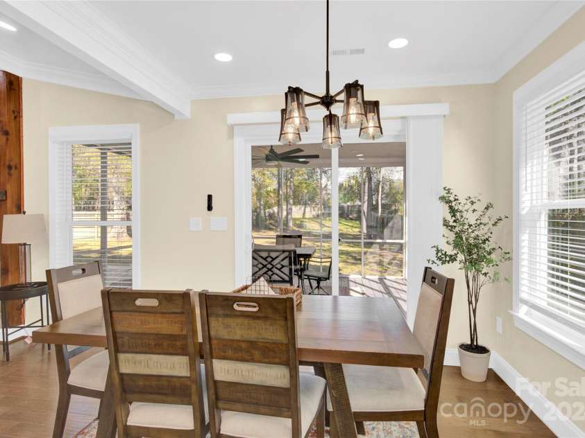 6920 Stillmeadow Drive, Charlotte, NC 28277.  MLS# CAR4201050, YatesRealty ID 273. 