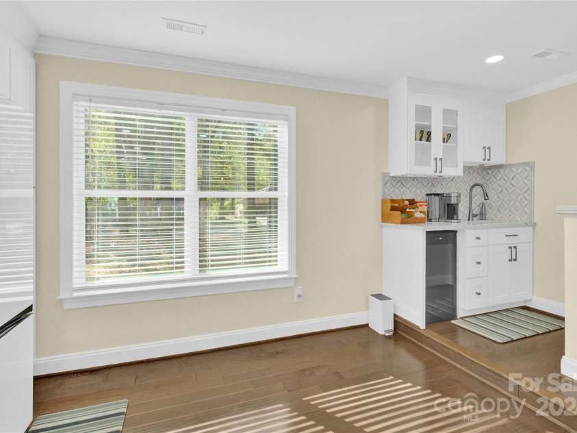 6920 Stillmeadow Drive, Charlotte, NC 28277.  MLS# CAR4201050, YatesRealty ID 273. 