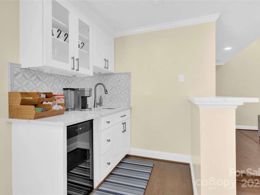 6920 Stillmeadow Drive, Charlotte, NC 28277.  MLS# CAR4201050, YatesRealty ID 273. 