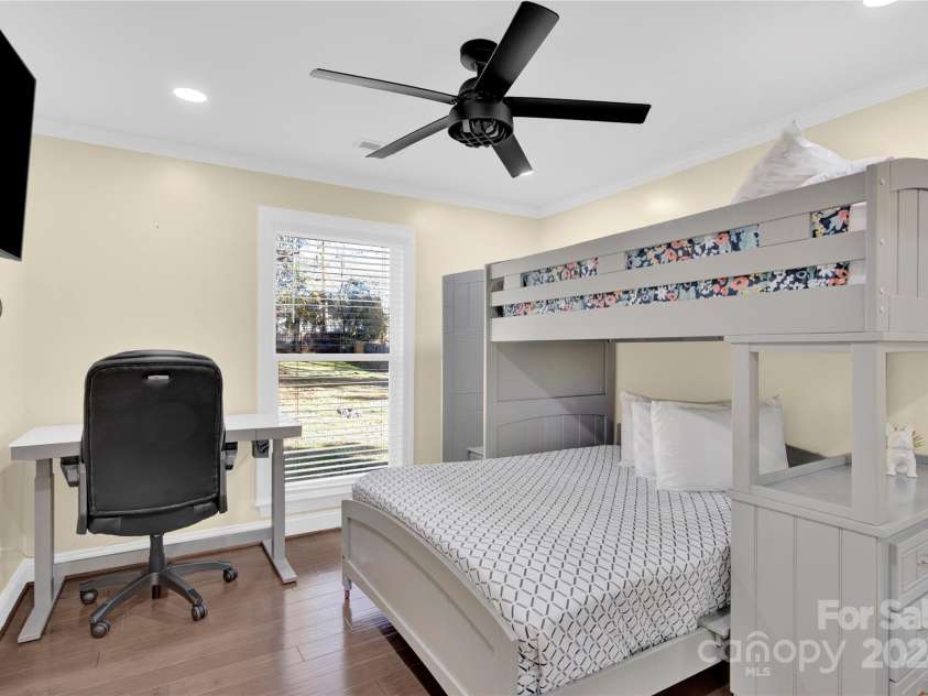 6920 Stillmeadow Drive, Charlotte, NC 28277.  MLS# CAR4201050, YatesRealty ID 273. 