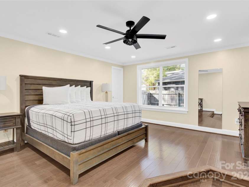 6920 Stillmeadow Drive, Charlotte, NC 28277.  MLS# CAR4201050, YatesRealty ID 273. 