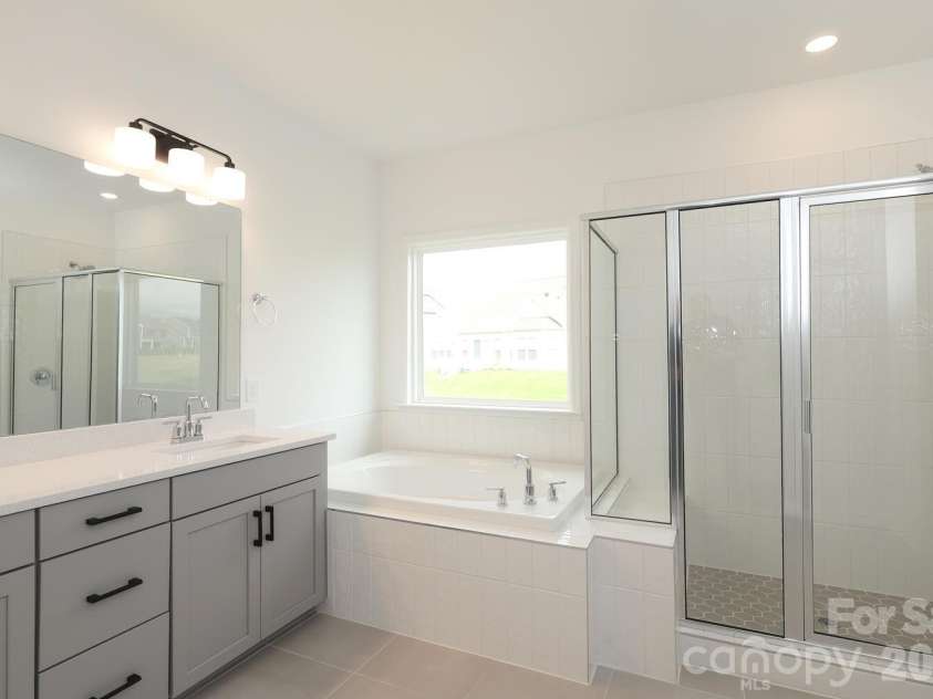 1190 Sugar Creek Road, Fort Mill, SC 29707.  MLS# CAR4353094, YatesRealty ID 2730. 