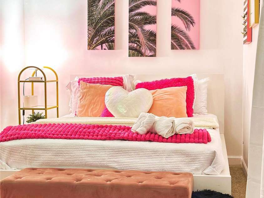 2434 Summer Meadow Court, Charlotte, NC 28216.  MLS# CAR4315356, YatesRealty ID 2730. 