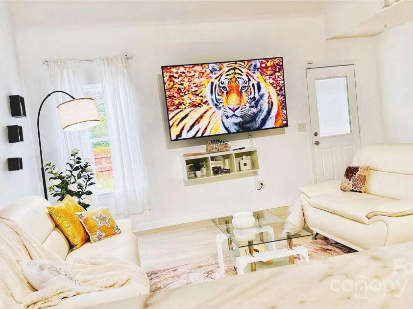 2434 Summer Meadow Court, Charlotte, NC 28216.  MLS# CAR4315356, YatesRealty ID 2730. 