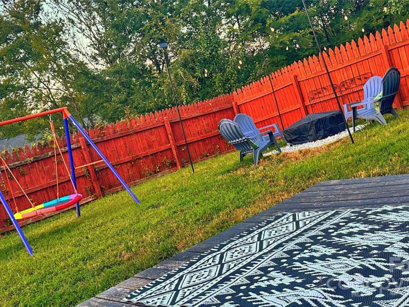 2434 Summer Meadow Court, Charlotte, NC 28216.  MLS# CAR4315356, YatesRealty ID 2730. 