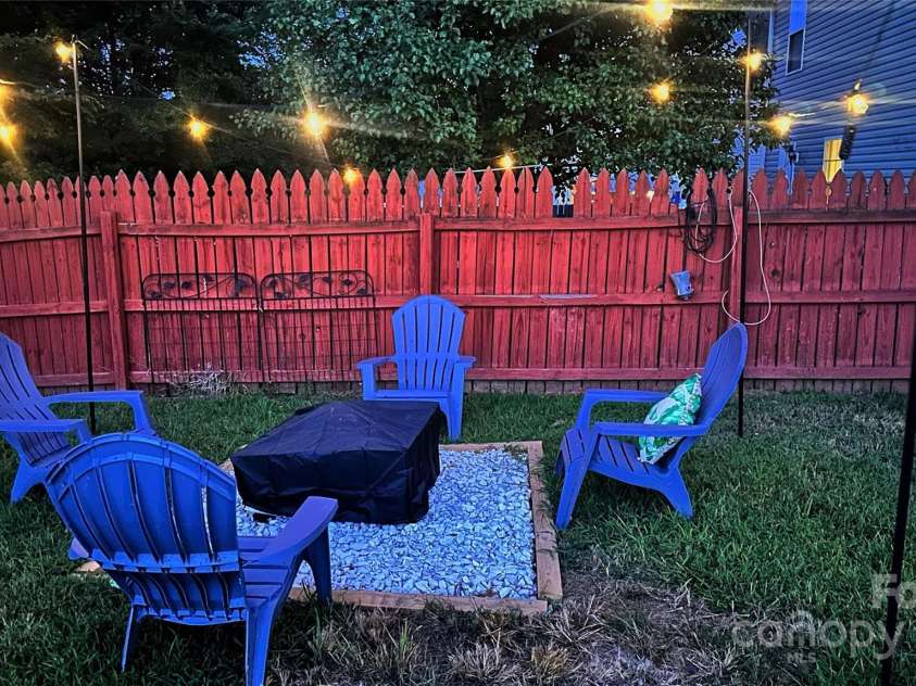 2434 Summer Meadow Court, Charlotte, NC 28216.  MLS# CAR4315356, YatesRealty ID 2730. 