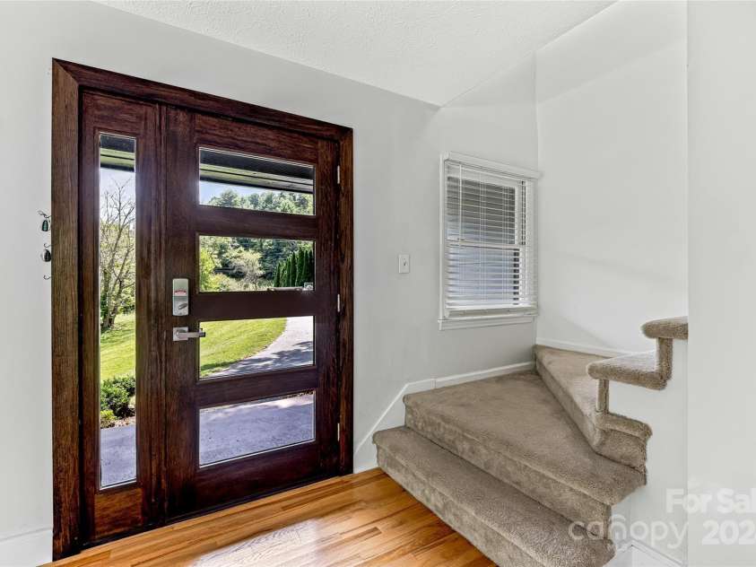 48 Merrell Road, Leicester, NC 28748.  MLS# CAR4172323, YatesRealty ID 2730. 