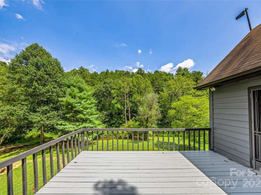 48 Merrell Road, Leicester, NC 28748.  MLS# CAR4172323, YatesRealty ID 2730. 